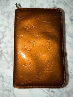 Louis Vuitton Vernis Embossed Monogram Zip Wallet in Metallic Cognac